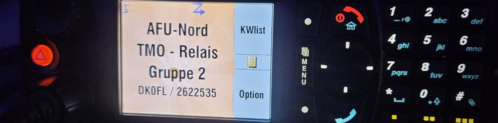 Motorola TETRA-Mobilgerät in der Station der Flensburger Funkamateure DARC e.V. M03